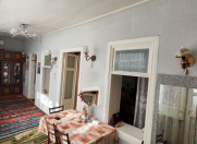 Satılır 3 otaqlı 100 m2 köhnə tikili Nizami m.