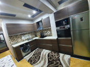 Satılır 3 otaqlı 85 m2 köhnə tikili Bakıxanov