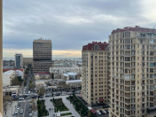 İcarəyə verilir 2 otaqlı 70 m2 yeni tikili 28 May m.