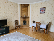 İcarəyə verilir 2 otaqlı 70 m2 köhnə tikili Metropark