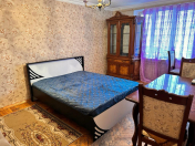 İcarəyə verilir 1 otaqlı 25 m2 köhnə tikili Gənclik m.