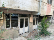 Satılır 10 otaqlı 200 m2 obyekt 8 km