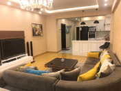 İcarəyə verilir 3 otaqlı 120 m2 yeni tikili Şah İsmayıl Xətai m.