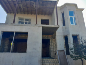 Satılır 6 otaqlı 240 m2 villa Novxanı