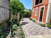 İcarəyə verilir 3 otaqlı 125 m2 həyət evi Qax