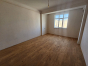 Satılır 1 otaqlı 62 m2 yeni tikili Saray