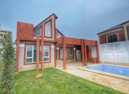 Satılır 4 otaqlı 150 m2 bağ evi Mərdəkan