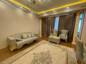 Satılır 4 otaqlı 160 m2 yeni tikili İnşaatçılar m.