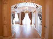 Satılır 5 otaqlı 285 m2 yeni tikili Moskva univermağı