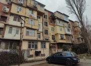 Satılır 3 otaqlı 75 m2 köhnə tikili 4 mkr