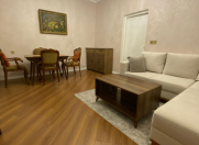 İcarəyə verilir 2 otaqlı 80 m2 köhnə tikili Nəriman Nərimanov parkı