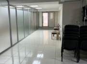 İcarəyə verilir 70 otaqlı 2400 m2 ofis Şah İsmayıl Xətai m.
