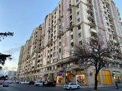 Satılır 3 otaqlı 100 m2 yeni tikili Bakıxanov