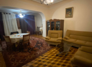 İcarəyə verilir 2 otaqlı 70 m2 köhnə tikili Axundov bağı