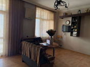 Satılır 4 otaqlı 160 m2 yeni tikili İnşaatçılar m.