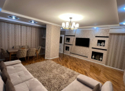 Satılır 3 otaqlı 128 m2 yeni tikili Bakıxanov