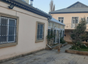 Satılır 6 otaqlı 220 m2 həyət evi Qaraçuxur