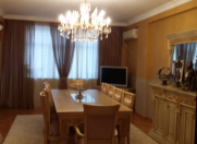 Satılır 4 otaqlı 165 m2 yeni tikili Nəriman Nərimanov m.