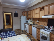 Satılır 3 otaqlı 130 m2 yeni tikili Nəriman Nərimanov m.