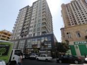 Satılır 4 otaqlı 176 m2 yeni tikili Bayıl