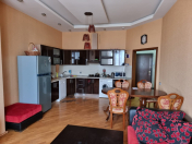 İcarəyə verilir 3 otaqlı 90 m2 yeni tikili 28 May m.
