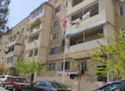 Satılır 4 otaqlı 90 m2 köhnə tikili 9 mkr