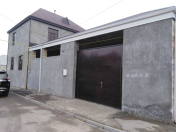 Satılır 4 otaqlı 160 m2 həyət evi Göygöl