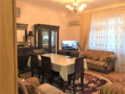 Satılır 4 otaqlı 146 m2 yeni tikili İnşaatçılar m.