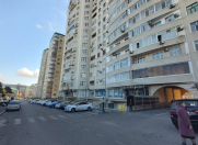 Satılır 4 otaqlı 170 m2 yeni tikili İnşaatçılar m.