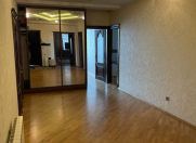 İcarəyə verilir 3 otaqlı 170 m2 yeni tikili 28 May m.