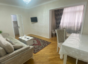 İcarəyə verilir 3 otaqlı 65 m2 köhnə tikili Nəsimi m.