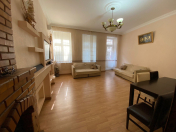 Satılır 3 otaqlı 75.3 m2 köhnə tikili İçəri Şəhər m.