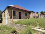 Satılır 2 otaqlı 3 m2 bağ evi Novxanı