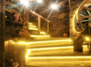 Satılır 11 otaqlı 220 m2 obyekt İnşaatçılar m.