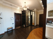 İcarəyə verilir 2 otaqlı 120 m2 yeni tikili 28 May m.
