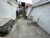 Satılır 6 otaqlı 2 m2 həyət evi Keşlə