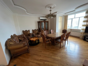 İcarəyə verilir 3 otaqlı 135 m2 yeni tikili Nəriman Nərimanov parkı