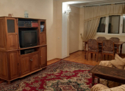 İcarəyə verilir 3 otaqlı 100 m2 köhnə tikili Elmlər Akademiyası m.