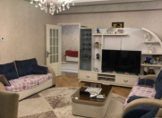 Satılır 3 otaqlı 132 m2 yeni tikili Yasamal r.