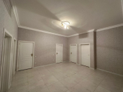 İcarəyə verilir 2 otaqlı 130 m2 yeni tikili Əhmədli m.