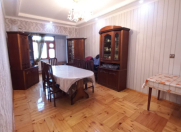 Satılır 3 otaqlı 95 m2 köhnə tikili Həzi Aslanov