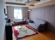 Satılır 3 otaqlı 95 m2 köhnə tikili Qaraçuxur