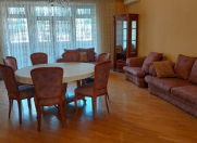 İcarəyə verilir 3 otaqlı 130 m2 yeni tikili Nizami m.