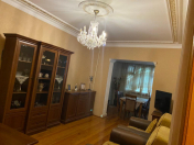 Satılır 5 otaqlı 110 m2 köhnə tikili Yeni Yasamal