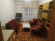 İcarəyə verilir 2 otaqlı 60 m2 köhnə tikili Elmlər Akademiyası m.