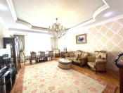 Satılır 3 otaqlı 150 m2 yeni tikili Montin