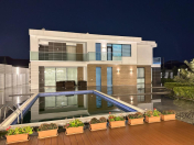 Satılır 5 otaqlı 350 m2 bağ evi Mərdəkan