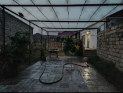 Satılır 3 otaqlı 100 m2 həyət evi Şüvəlan