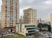 Satılır 3 otaqlı 132 m2 yeni tikili 1 mkr