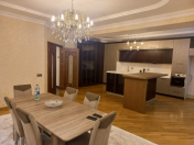 İcarəyə verilir 2 otaqlı 170 m2 yeni tikili Nəriman Nərimanov parkı